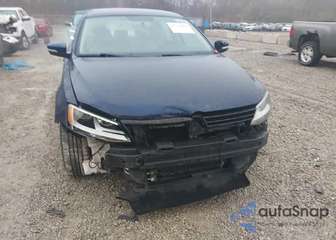 2014 Volkswagen Jetta 1.8T Se from USA, damaged, VIN 3VWD17AJ0EM245462